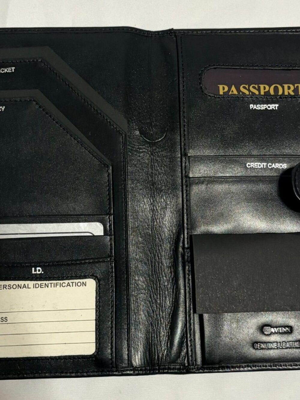NWT WINN 6470 Cowhide Nappa Leather Passport Travel Organizer Wallet